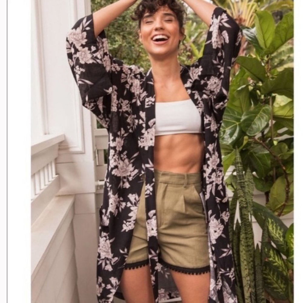 Spiritual Gangster Maya Black Floral Kimono